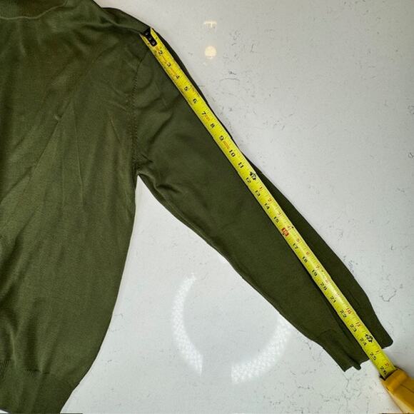 Jos. A. Bank Mens Signature Collection 100% Silk X-Large Crewneck Sweater Olive - Picture 4 of 10